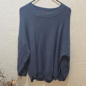 Elegant Blue Women's Crew Neck Sweater